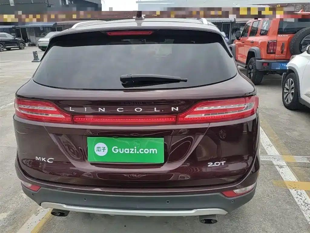 Lincoln MKC 2017 2.0T Two-Wheel Drive Premium Edition — миниатюра 6