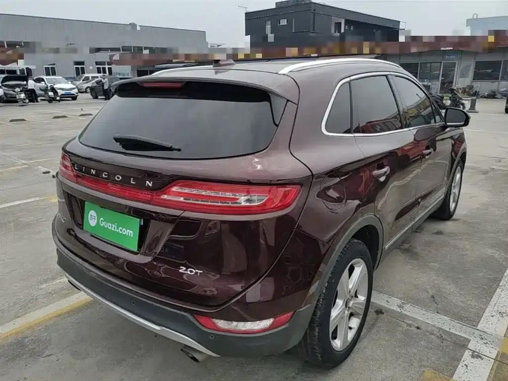 Lincoln MKC 2017 2.0T Two-Wheel Drive Premium Edition — миниатюра 7