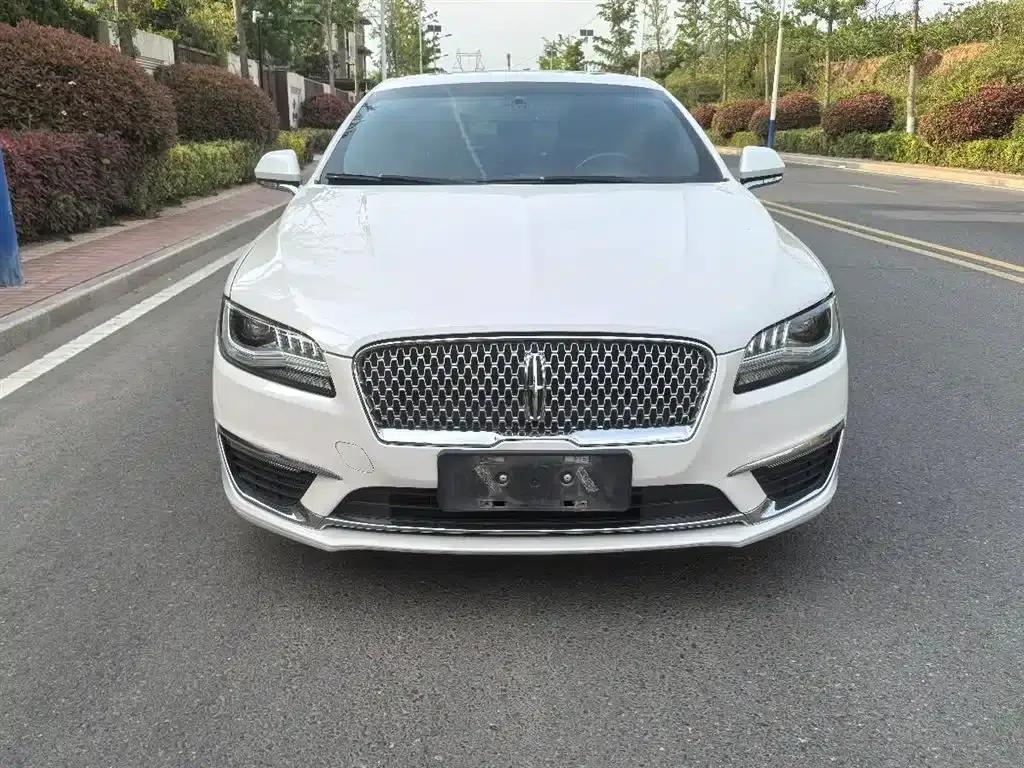 Lincoln MKZ 2018 2.0T Premium Edition — миниатюра 2