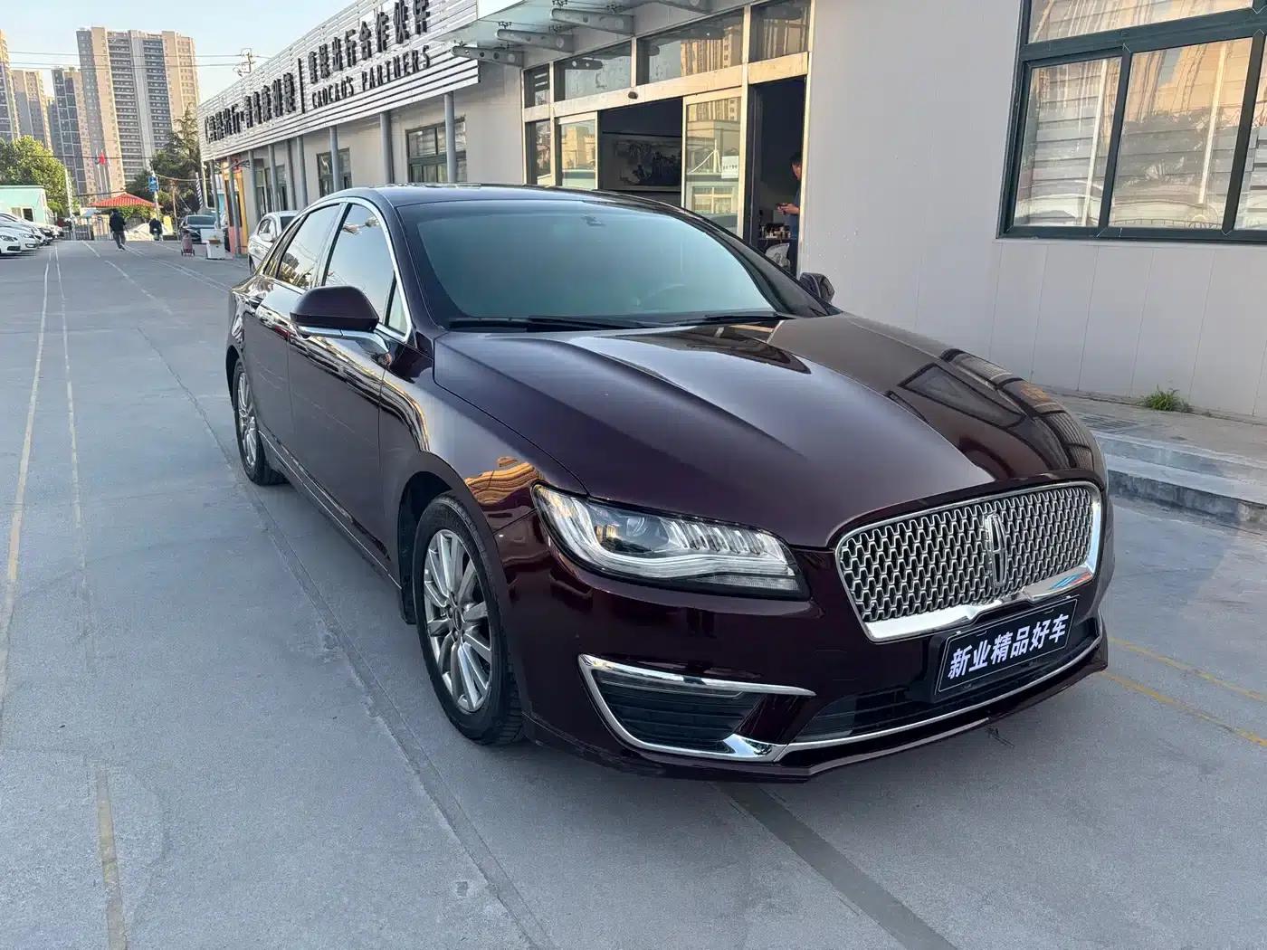 Lincoln MKZ 2018 2.0T Premium Edition — миниатюра 3