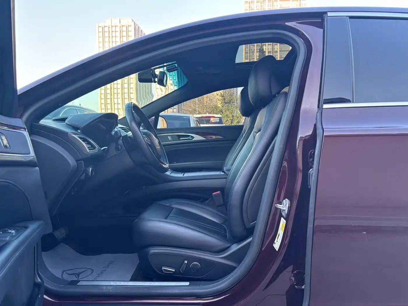 Lincoln MKZ 2018 2.0T Premium Edition — миниатюра 4