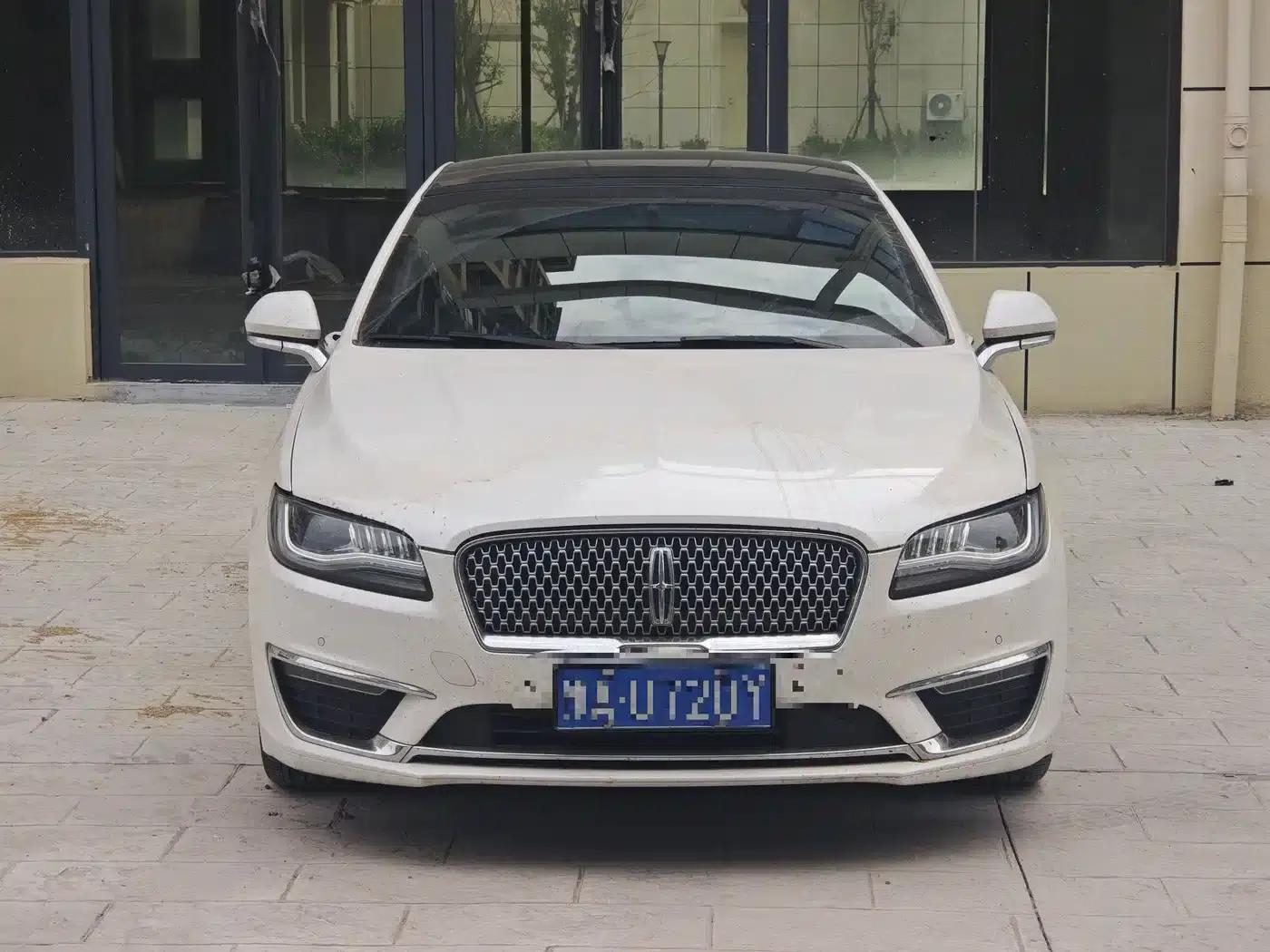 Lincoln MKZ 2018 2.0T Premium Edition — миниатюра 2