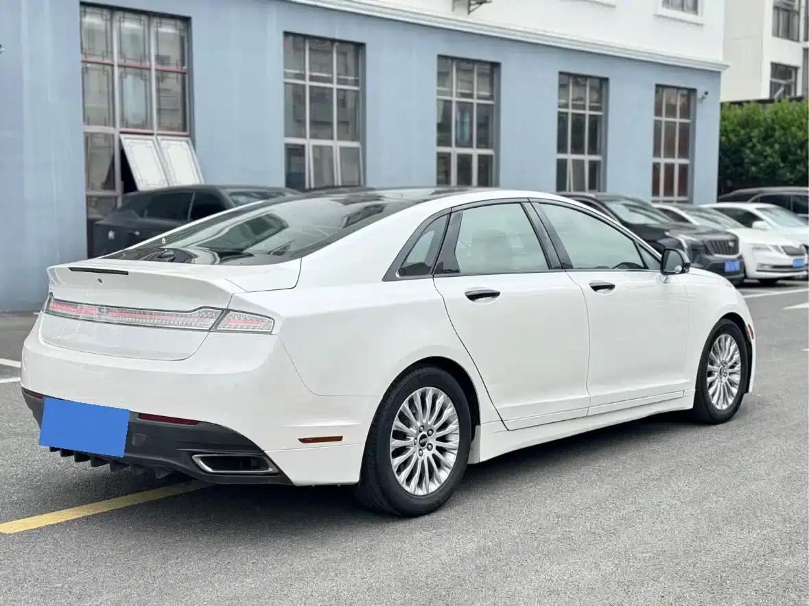 Lincoln MKZ 2014 2.0T Premium Edition — миниатюра 4