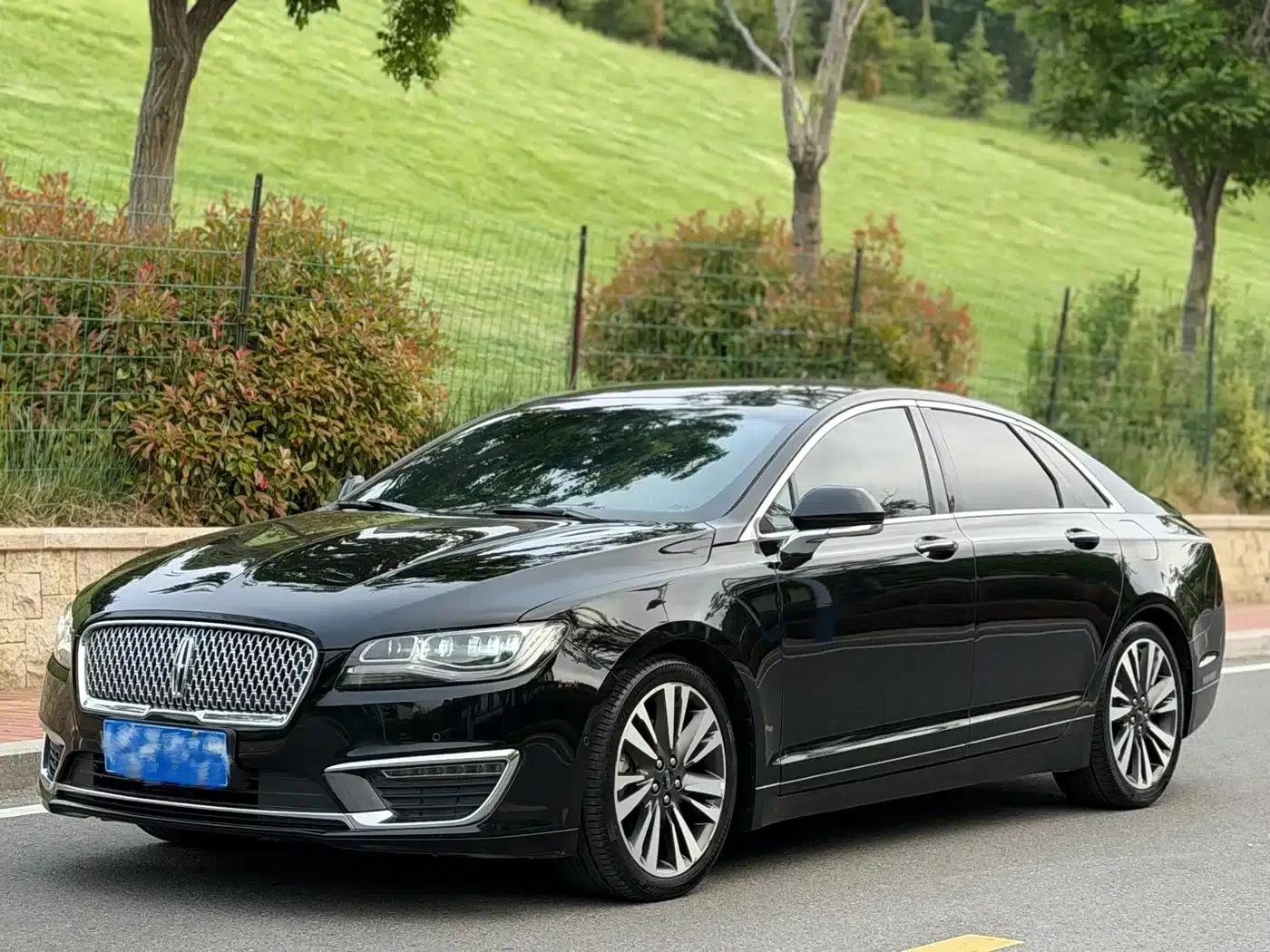 Lincoln MKZ 2017 2.0T Premium Edition — миниатюра 1