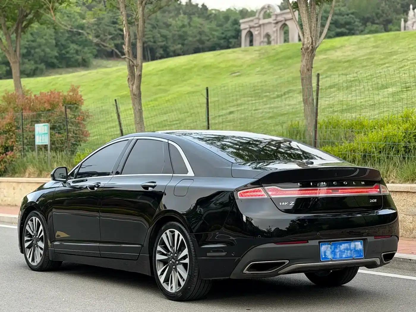 Lincoln MKZ 2017 2.0T Premium Edition — миниатюра 4