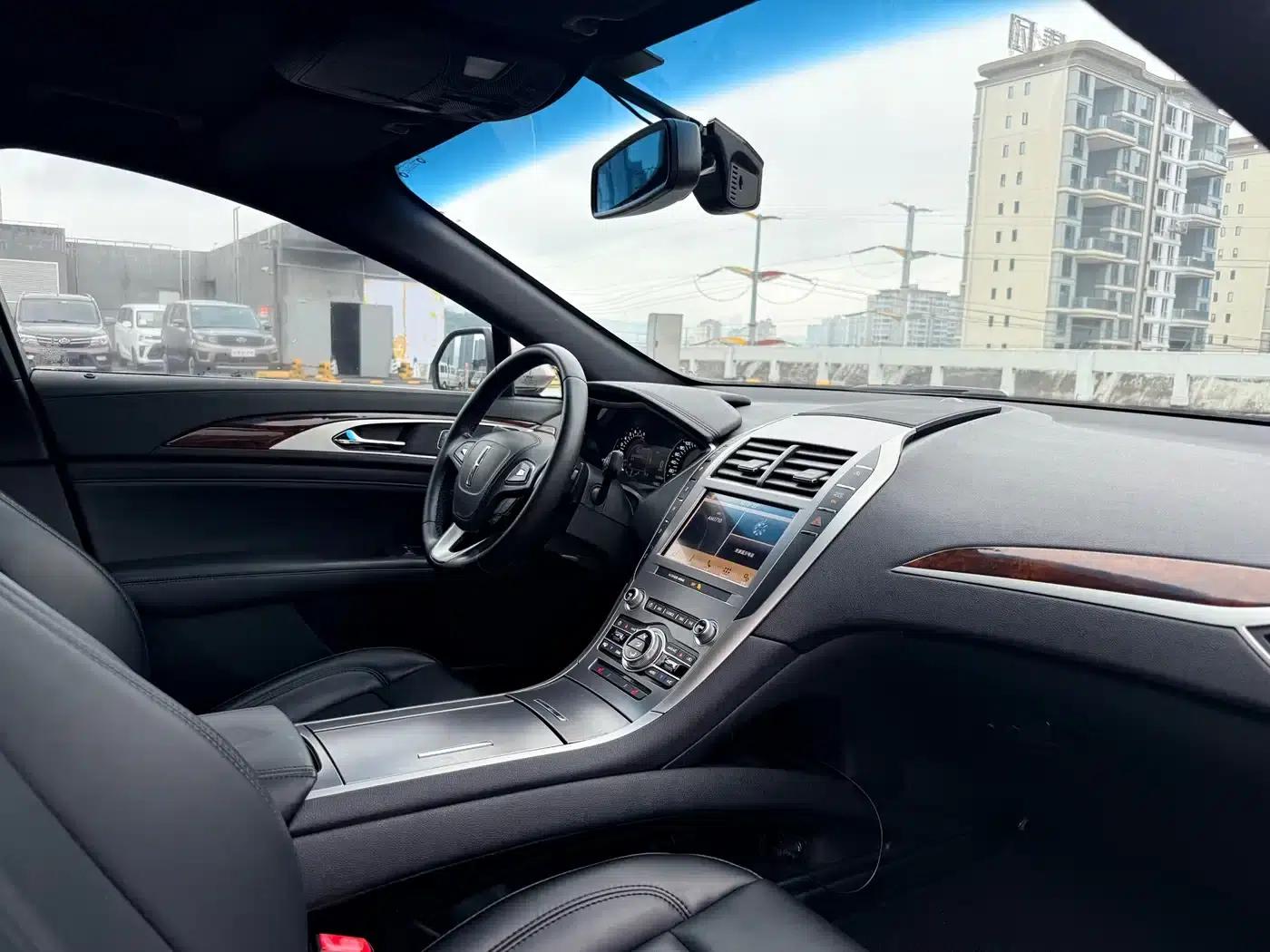 Lincoln MKZ 2019 2.0T Premium Edition (National V Emission Standard) — миниатюра 12