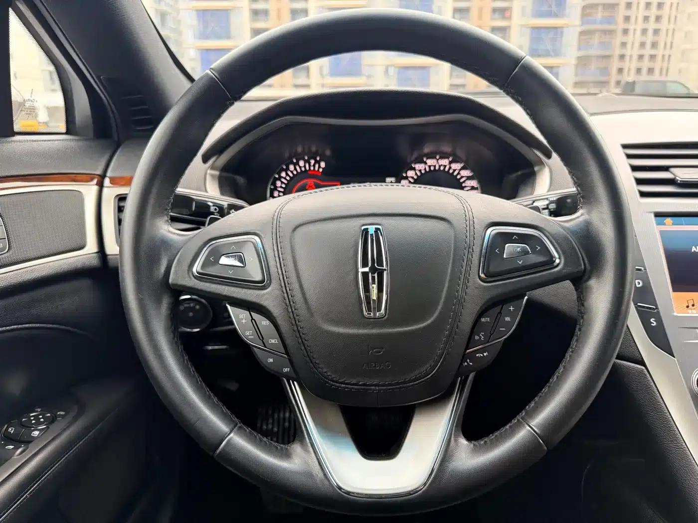 Lincoln MKZ 2019 2.0T Premium Edition (National V Emission Standard) — миниатюра 18