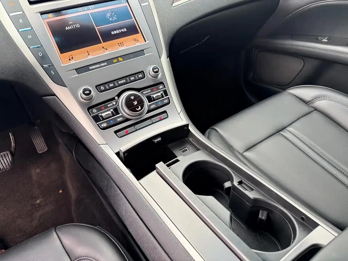 Lincoln MKZ 2019 2.0T Premium Edition (National V Emission Standard) — миниатюра 20