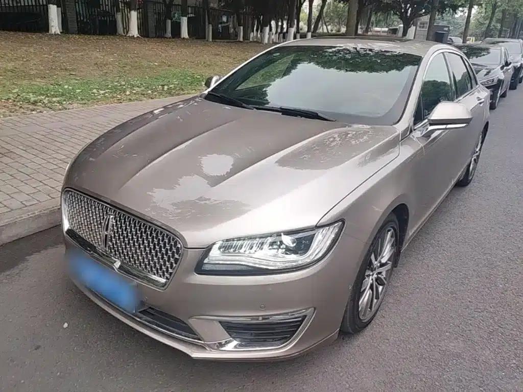 Lincoln MKZ 2018 2.0T Premium Edition — миниатюра 1