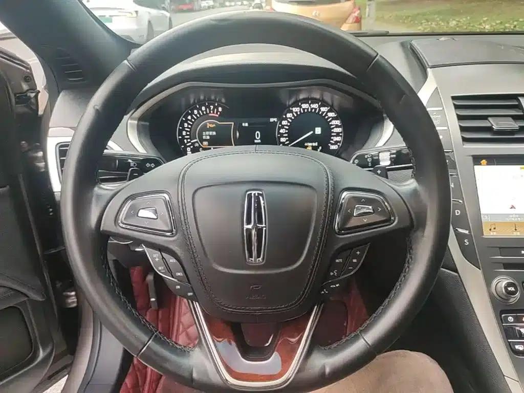 Lincoln MKZ 2018 2.0T Premium Edition — миниатюра 11