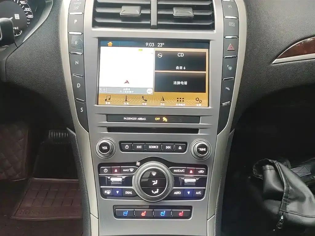Lincoln MKZ 2018 2.0T Premium Edition — миниатюра 13