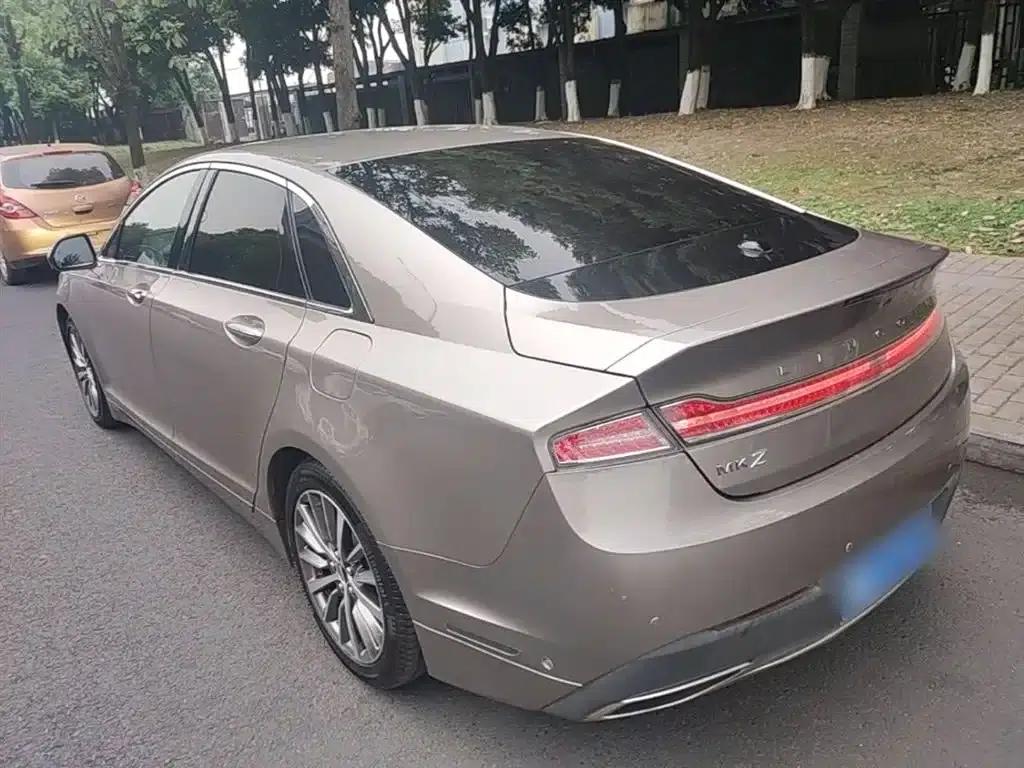 Lincoln MKZ 2018 2.0T Premium Edition — миниатюра 5