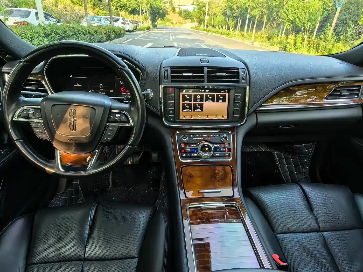 Lincoln Continental 2017 2.0T Two-Wheel Drive Premium Edition — миниатюра 7