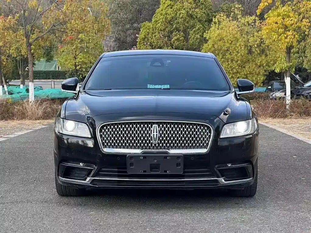 Lincoln Continental 2018 2.0T Two-Wheel Drive Premium Edition — миниатюра 2