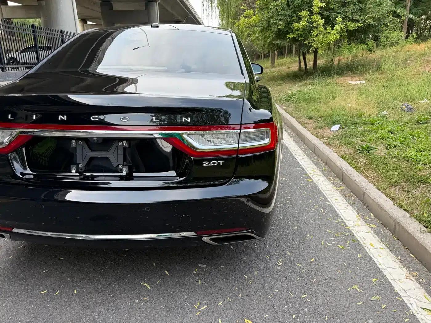 Lincoln Continental 2017 2.0T Two-Wheel Drive Premium Edition — миниатюра 15