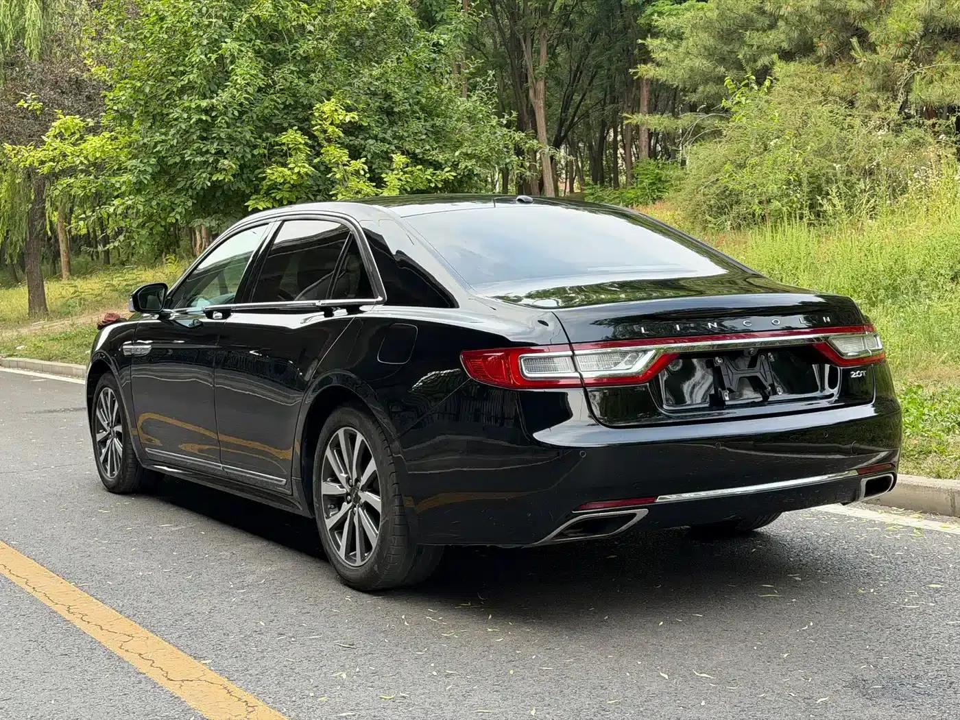 Lincoln Continental 2017 2.0T Two-Wheel Drive Premium Edition — миниатюра 17