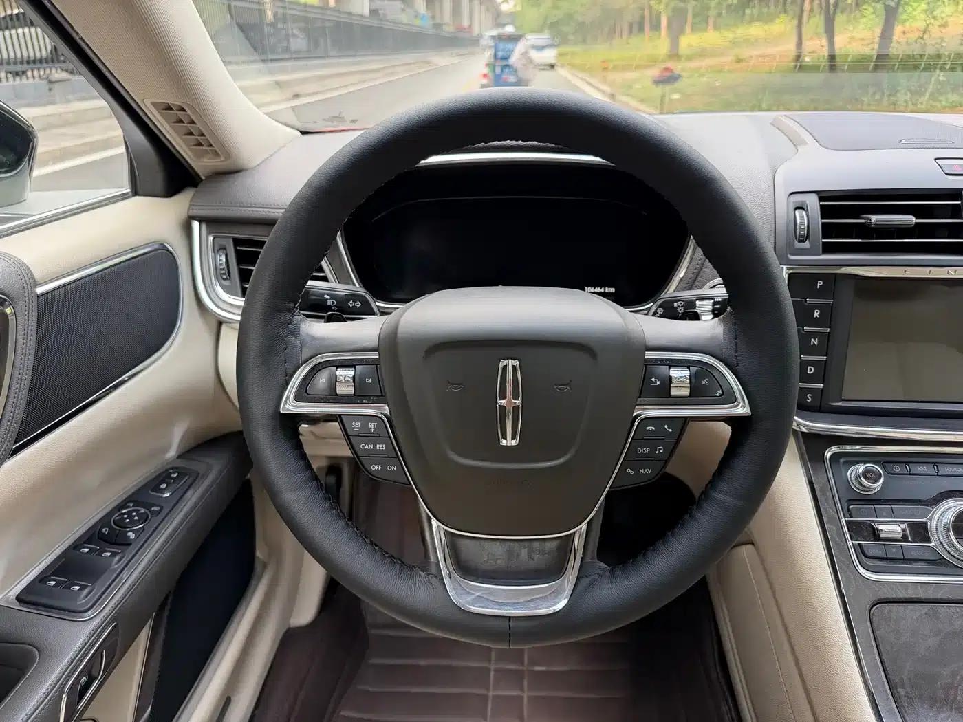 Lincoln Continental 2017 2.0T Two-Wheel Drive Premium Edition — миниатюра 6