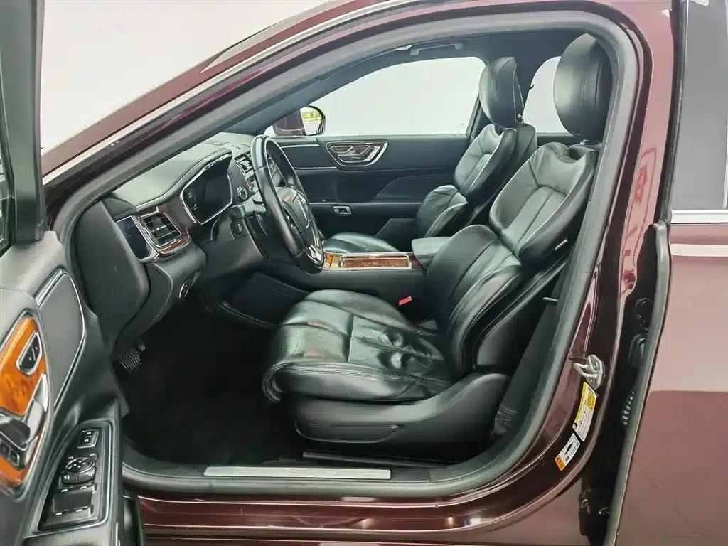 Lincoln Continental 2017 2.0T Two-Wheel Drive Premium Edition — миниатюра 10