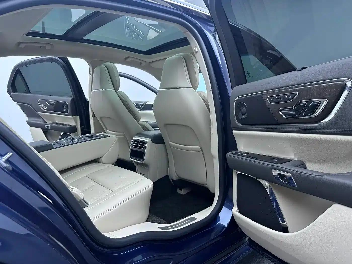 Lincoln Continental 2017 3.0T AWD Reserve — миниатюра 16