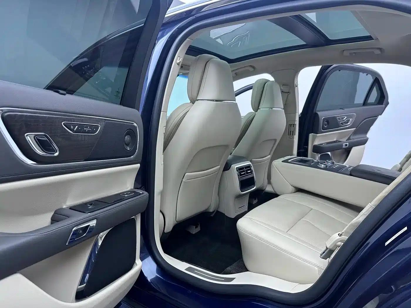 Lincoln Continental 2017 3.0T AWD Reserve — миниатюра 19