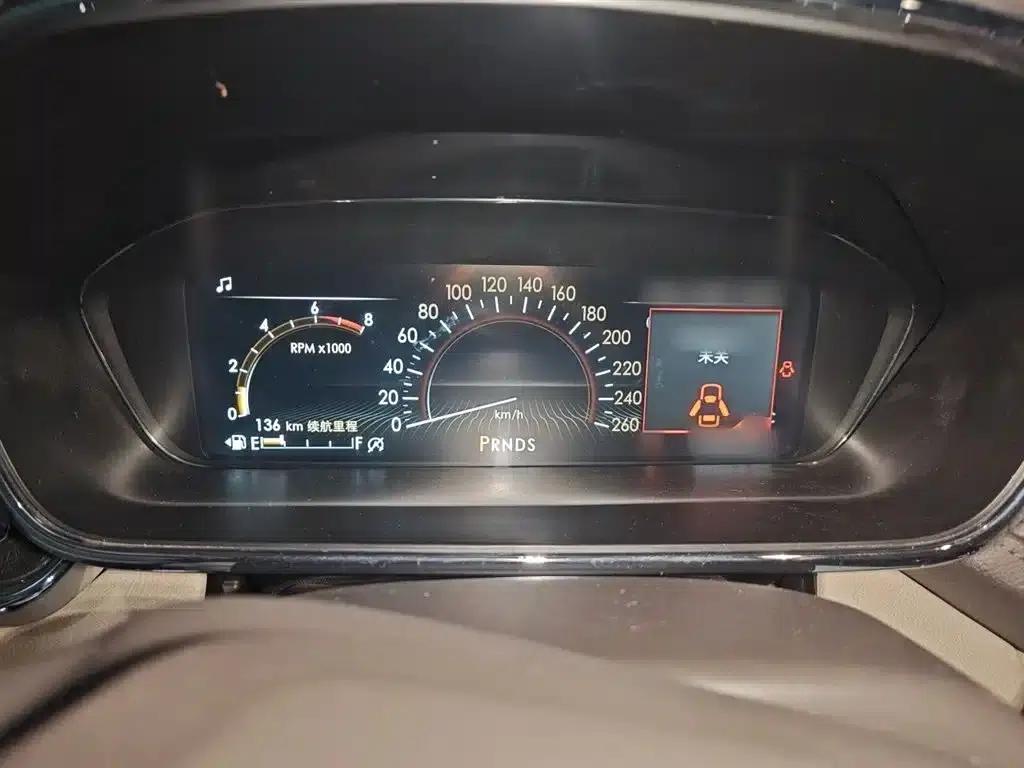 Lincoln Continental 2019 2.0T Two-Wheel Drive Premium Edition (China VI Emission Standard) — миниатюра 4