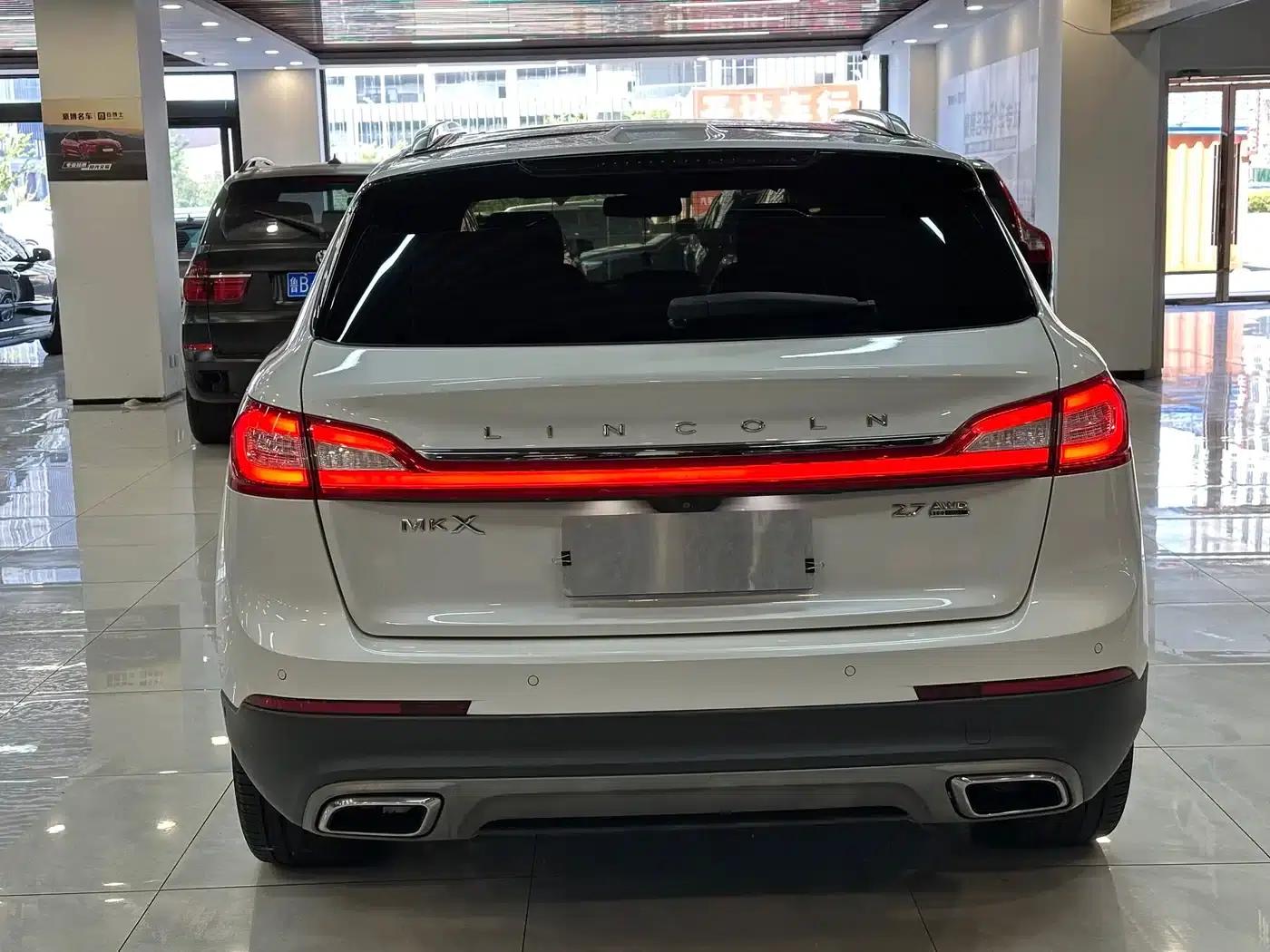 Lincoln MKX 2015 2.7T AWD Premium Edition — миниатюра 5