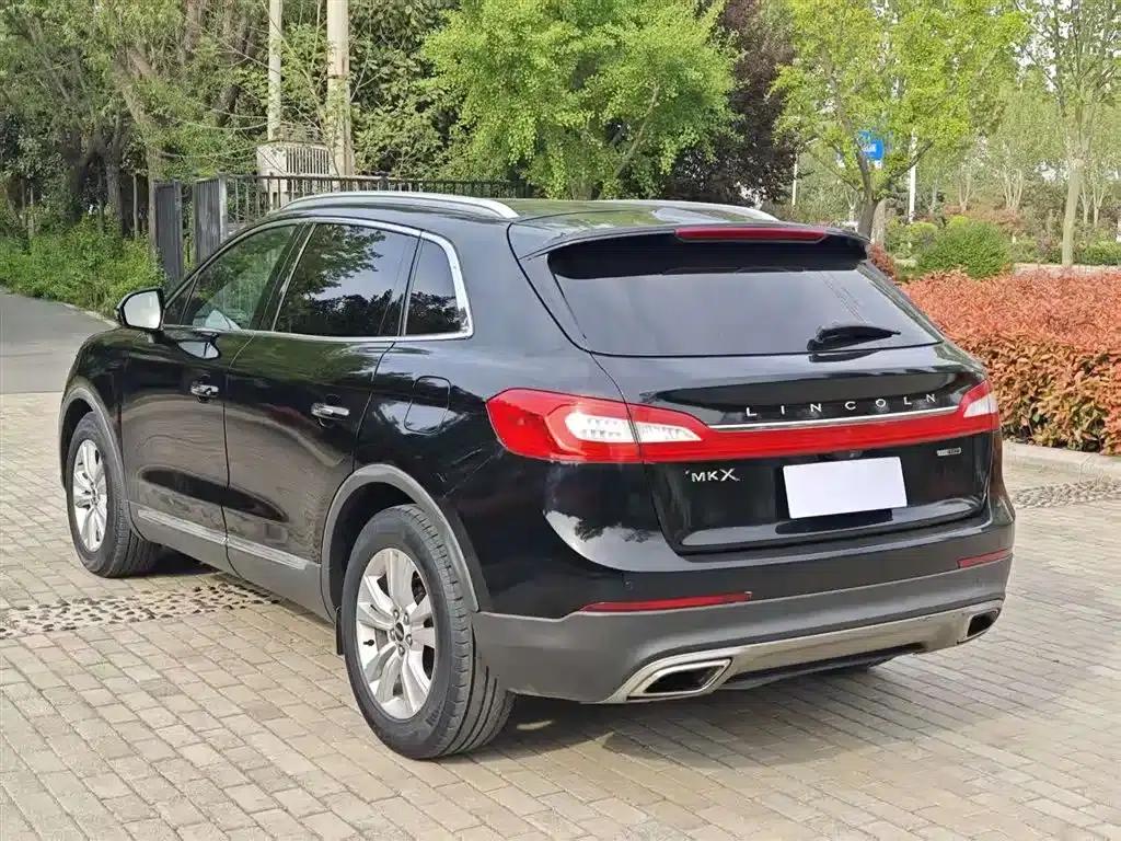 Lincoln MKX 2015 2.0T Two-Wheel Drive Premium Edition — миниатюра 7