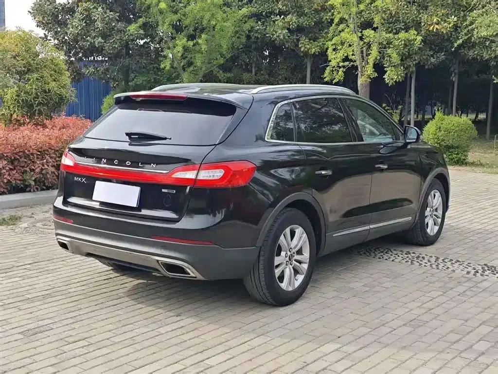 Lincoln MKX 2015 2.0T Two-Wheel Drive Premium Edition — миниатюра 9