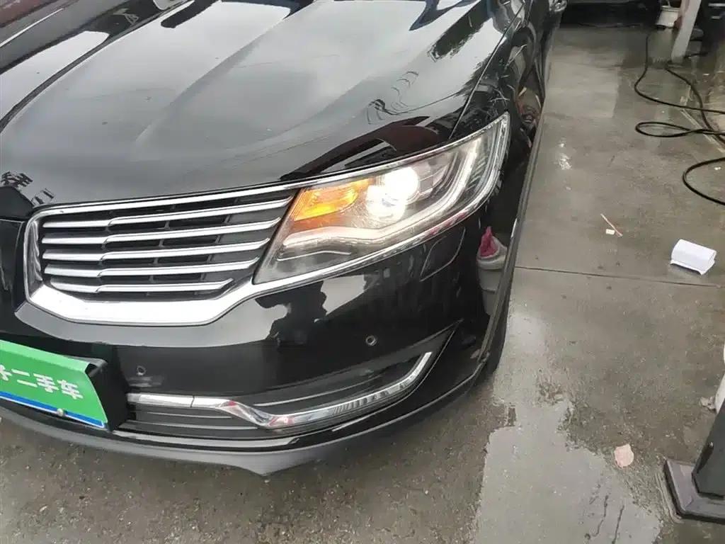 Lincoln MKX 2017 2.0T Two-Wheel Drive Premium Edition — миниатюра 24