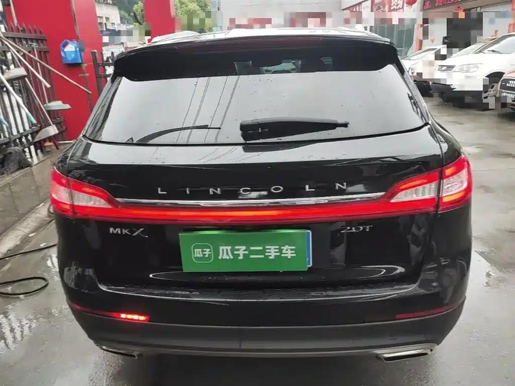 Lincoln MKX 2017 2.0T Two-Wheel Drive Premium Edition — миниатюра 6