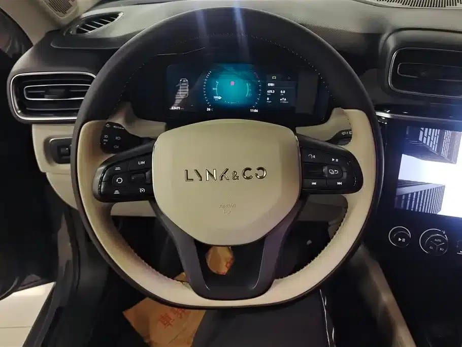 Lynk & Co 02 2019 1.5T DCT 2WD Premium Edition (China VI Emission Standard) — миниатюра 15