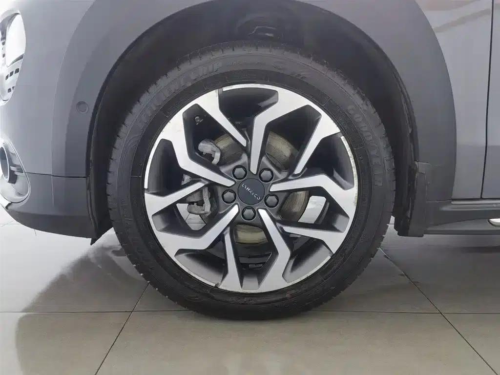 Lynk & Co 02 2019 1.5T DCT 2WD Pro Edition (China VI Emission Standard) — миниатюра 17