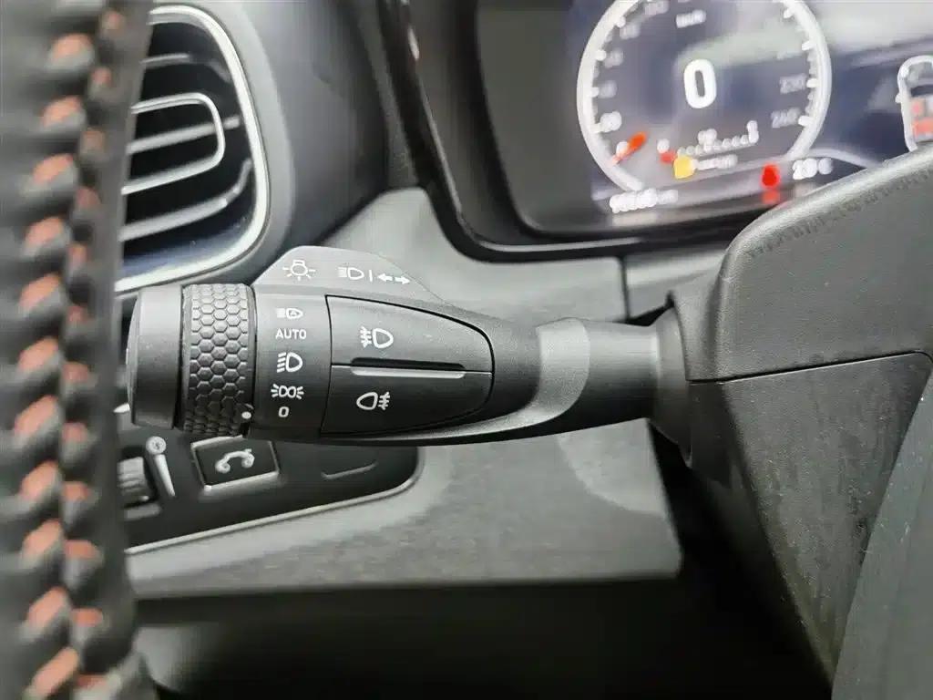 Lynk & Co 02 2019 1.5T DCT 2WD Pro Edition (China VI Emission Standard) — миниатюра 21
