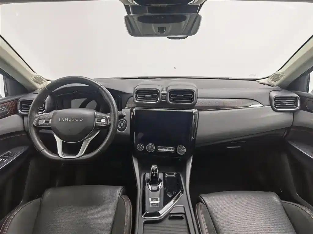 Lynk & Co 02 2019 1.5T DCT 2WD Pro Edition (China VI Emission Standard) — миниатюра 5