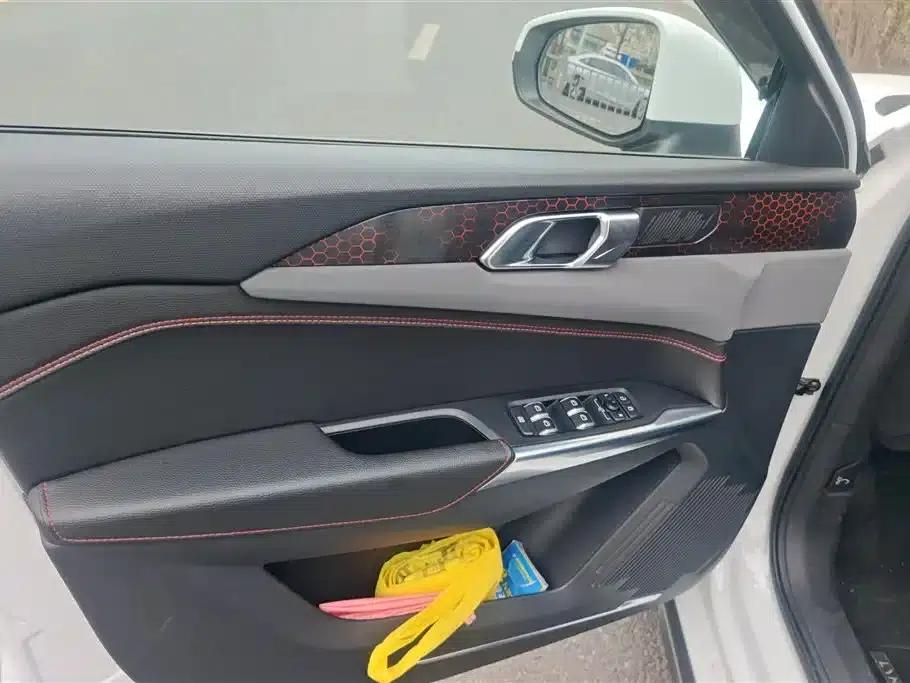 Lynk & Co 02 2019 1.5T DCT 2WD Sport Edition (China VI Emission Standard) — миниатюра 7