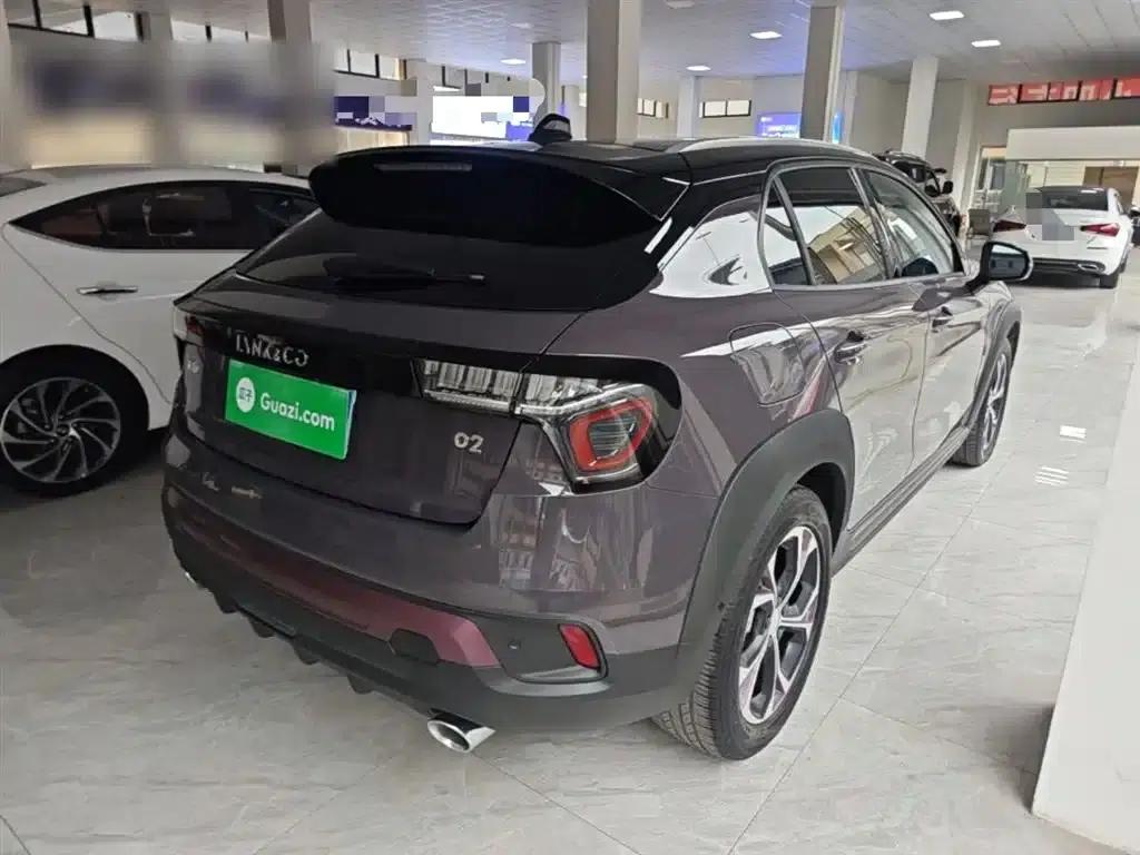 Lynk & Co 02 2020 1.5T DCT 2WD Pro Edition — миниатюра 7
