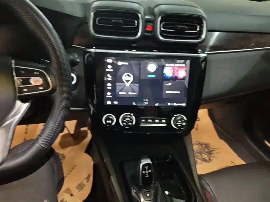 Lynk & Co 02 2019 High-Performance Edition 2.0T Automatic 2WD Pro Version (China VI Emission Standard) — миниатюра 13