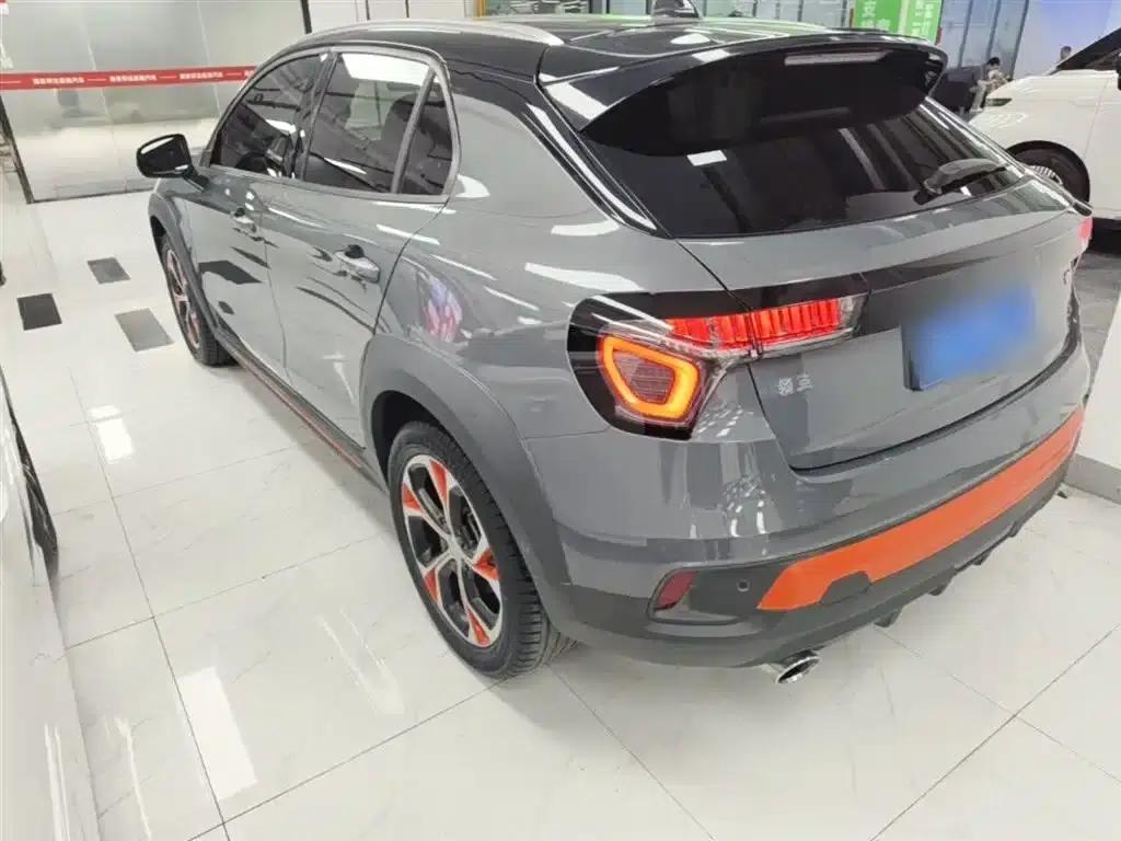 Lynk & Co 02 2018 1.5T DCT 2WD Pro Edition (National V Emission Standard) — миниатюра 5