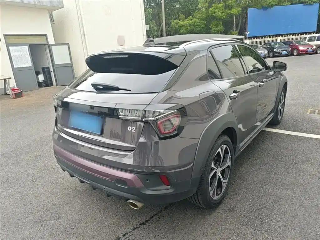 Lynk & Co 02 2020 1.5T DCT 2WD Pro Edition — миниатюра 7