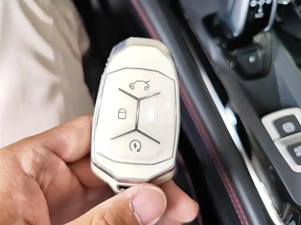 Lynk & Co 02 2021 1.5T DCT 2WD Pro — миниатюра 15