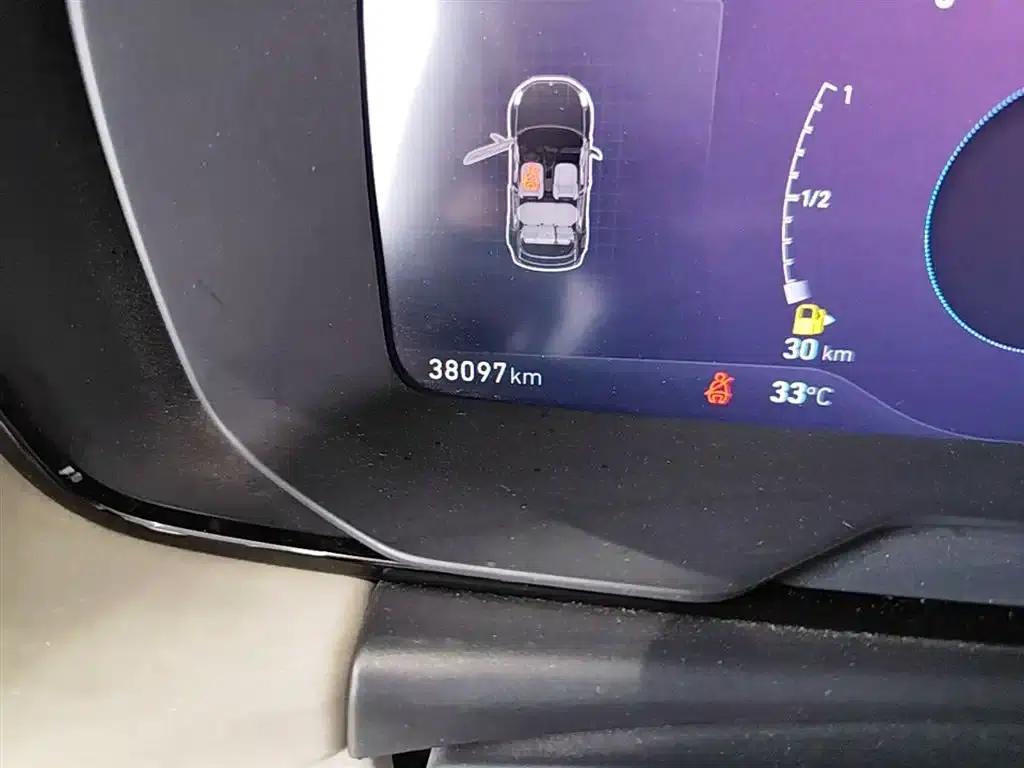 Lynk & Co 02 2021 1.5T DCT 2WD Pro — миниатюра 18