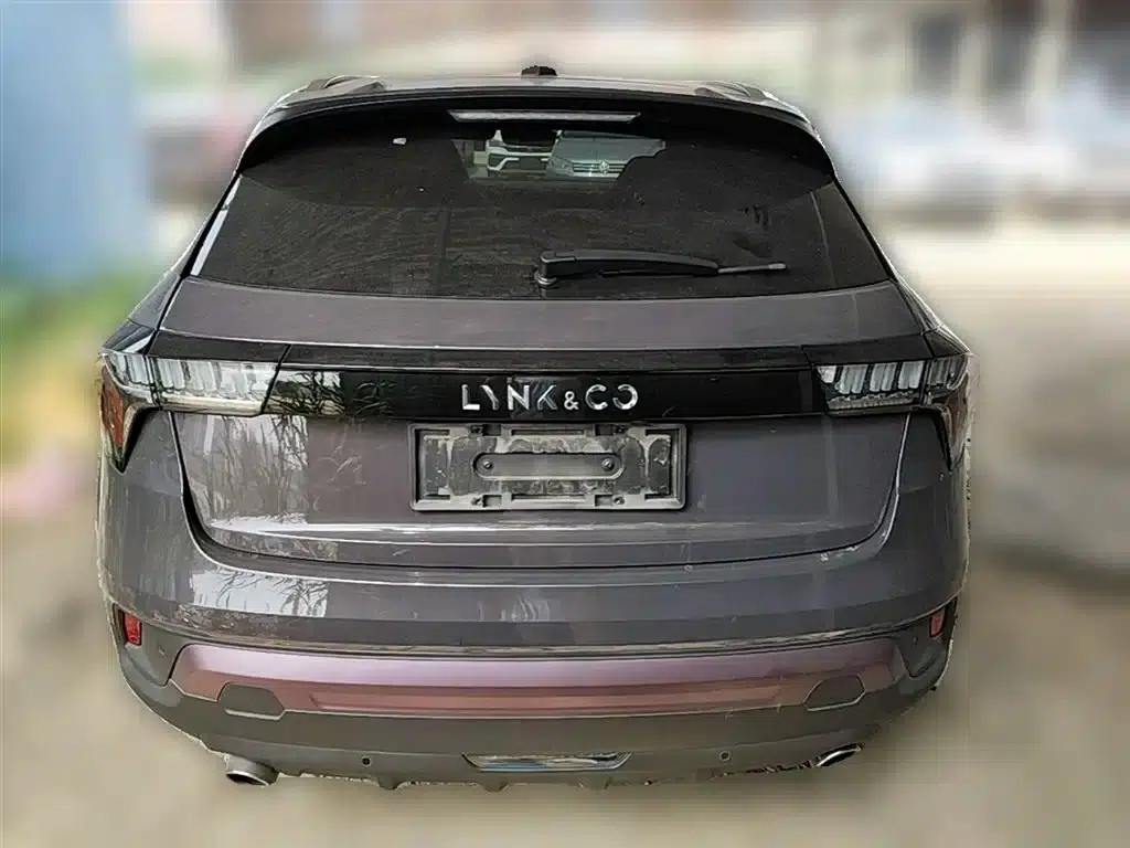 Lynk & Co 02 2021 1.5T DCT 2WD Pro — миниатюра 10