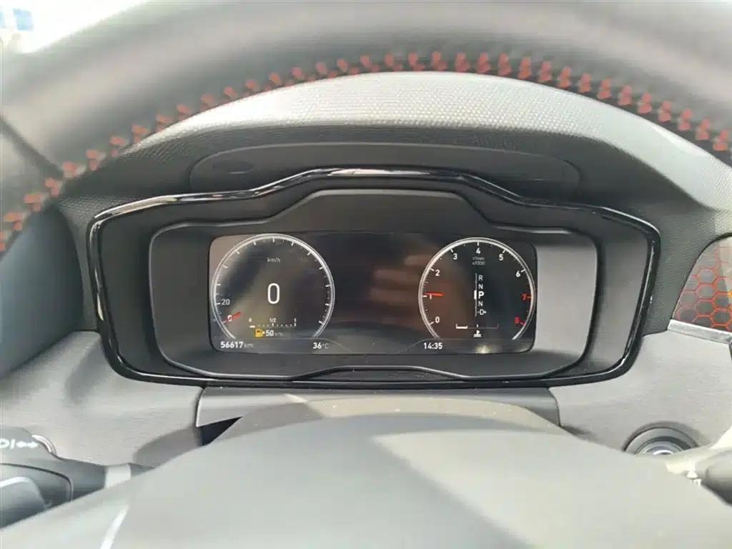 Lynk & Co 02 2020 1.5T DCT 2WD Pro Edition — миниатюра 12