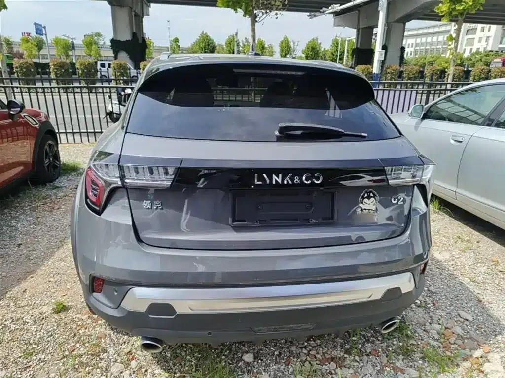 Lynk & Co 02 2020 1.5T DCT 2WD Pro Edition — миниатюра 6