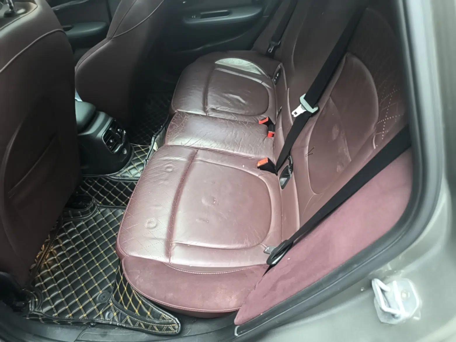 MINI Clubman 2016 Revised Version 1.5T COOPER Connoisseur Edition — миниатюра 20