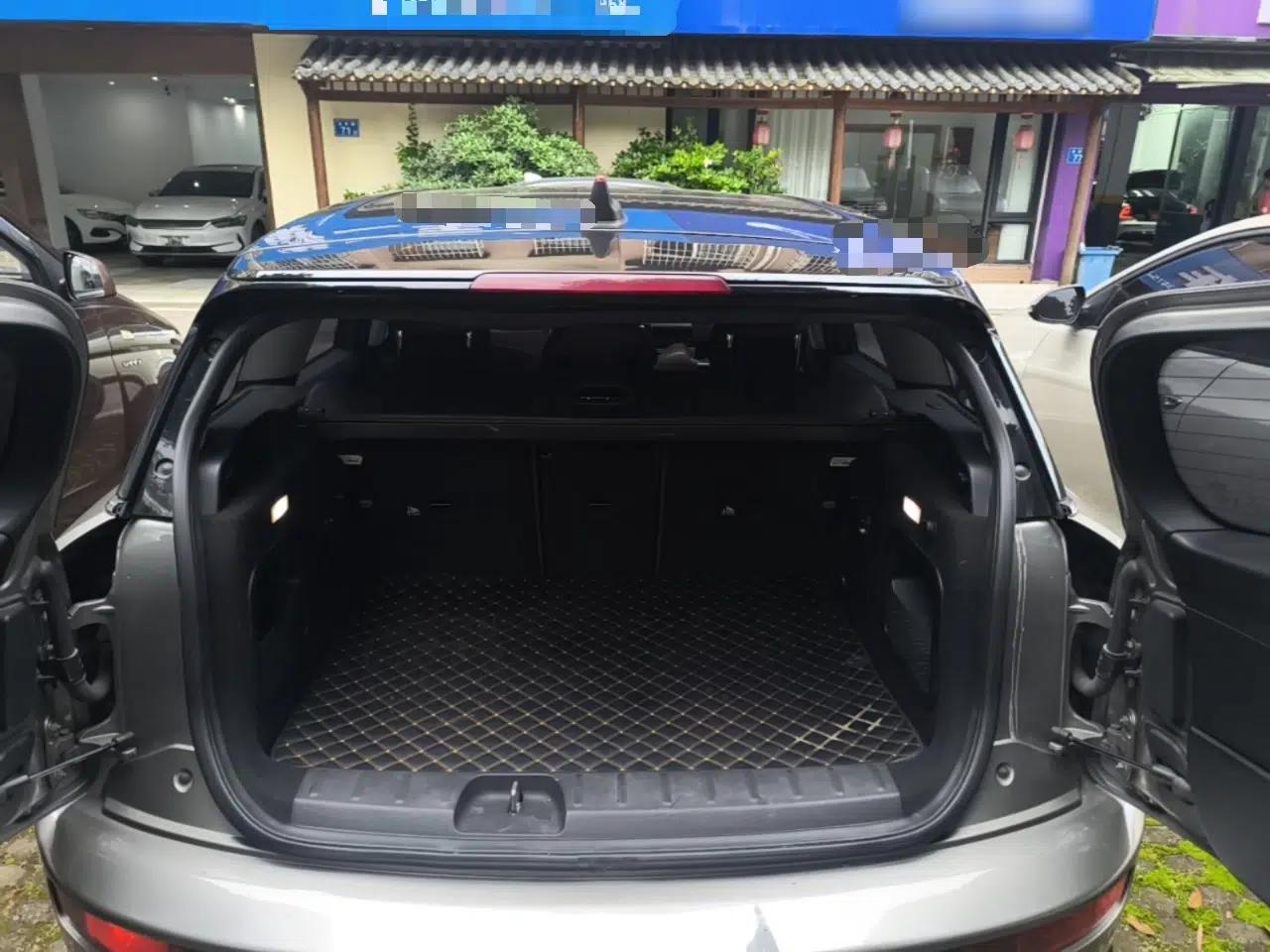MINI Clubman 2016 Revised Version 1.5T COOPER Connoisseur Edition — миниатюра 22