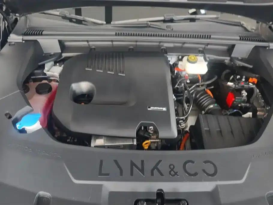 Lynk & Co 08 EM-P 2023 Model, 120km Long Range Pro — миниатюра 10