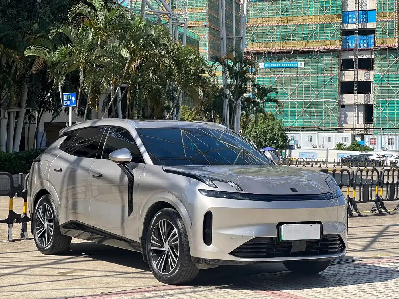 Lynk & Co 08 EM-P 2025 model, 120km long range Halo — миниатюра 2