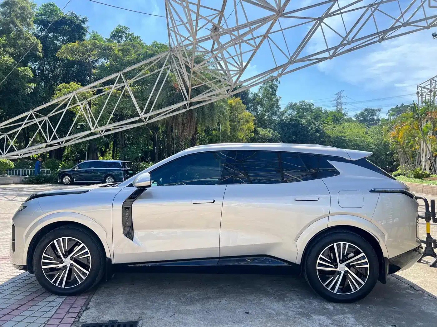 Lynk & Co 08 EM-P 2025 model, 120km long range Halo — миниатюра 4
