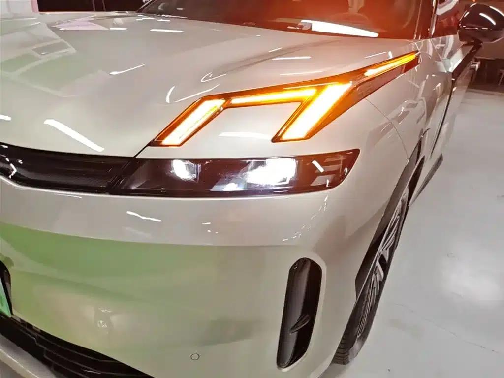 Lynk & Co 08 EM-P 2023 Model, 120km Long Range Halo — миниатюра 24